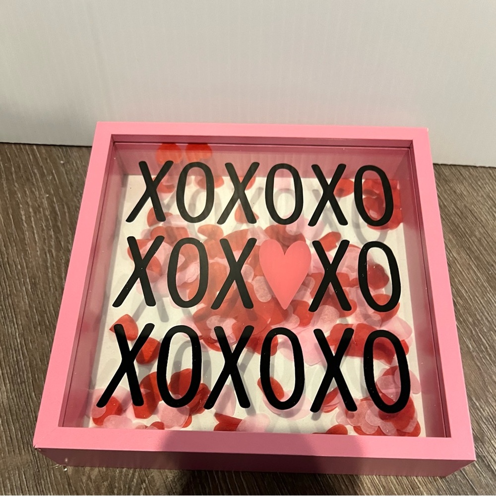 ⭐️ 3/$20 Cute XOXOXO Block with Confetti Hearts- NWT - Picture 2 of 4